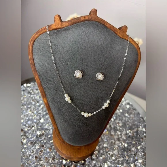 Pearl & Silver elegant Jewelry Set NIP - Picture 6 of 8